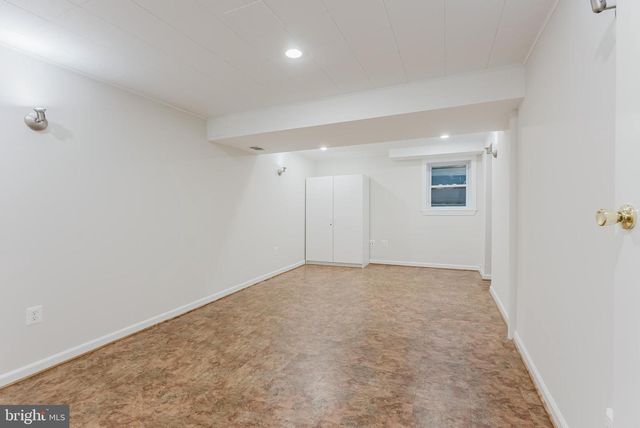 9010 LAKE BRADDOCK DR, Burke, VA 22015