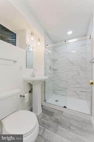 9010 LAKE BRADDOCK DR, Burke, VA 22015