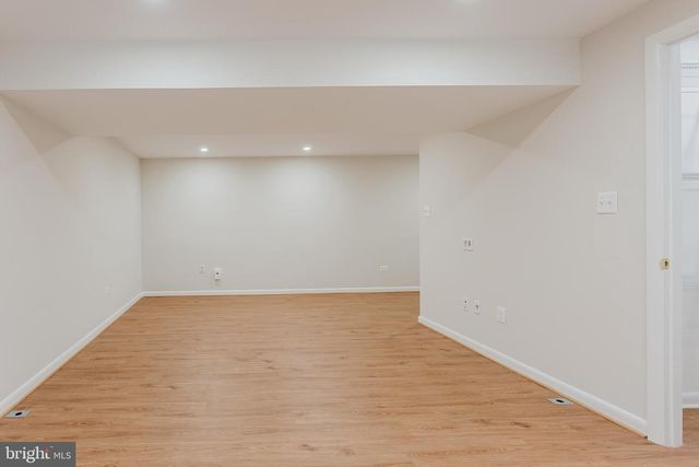 9010 LAKE BRADDOCK DR, Burke, VA 22015