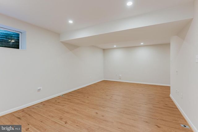 9010 LAKE BRADDOCK DR, Burke, VA 22015