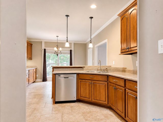 126 Amber Way, Decatur, AL 35603