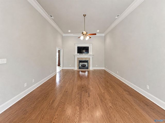126 Amber Way, Decatur, AL 35603
