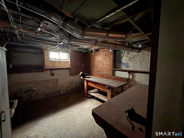 329 Bronson Road, Fairfield, CT 06890