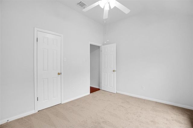 281 Hutton DR, Kyle, TX 78640