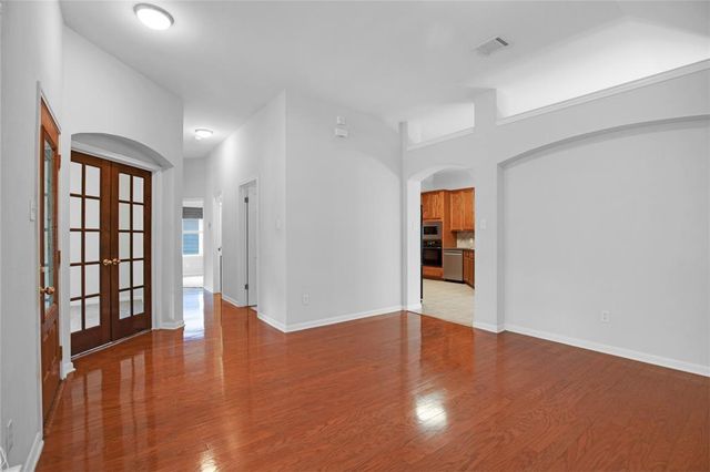 281 Hutton DR, Kyle, TX 78640