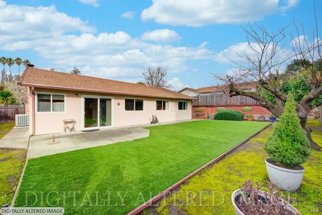 909 Seascape Cir, Rodeo, CA 94572