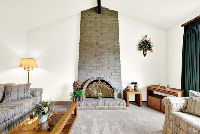 909 Seascape Cir, Rodeo, CA 94572