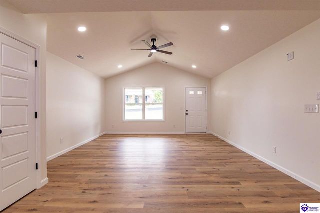 114 E Main Street, Vine Grove, KY 40175