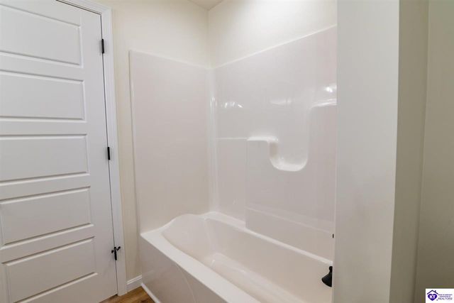114 E Main Street, Vine Grove, KY 40175