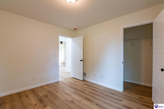 114 E Main Street, Vine Grove, KY 40175