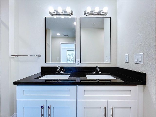 4366 CAMBIO GARDENS COURT, Tampa, FL 33610