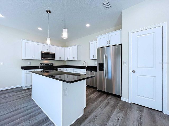 4366 CAMBIO GARDENS COURT, Tampa, FL 33610