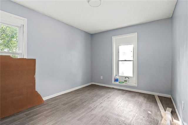 12007 E Alberta Street, Sugar Creek, MO 64054