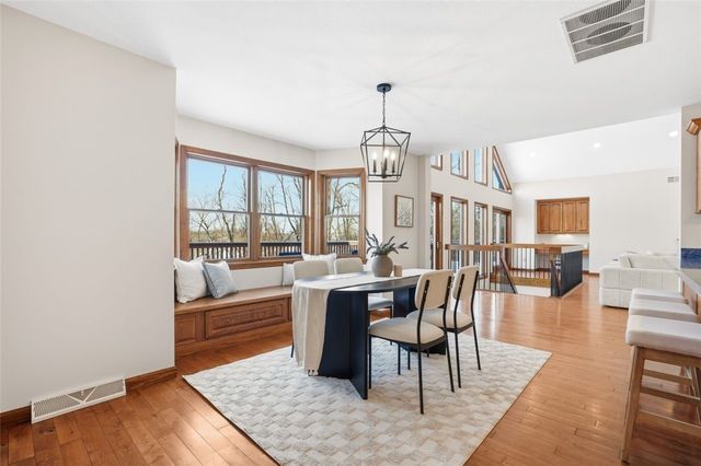 250 County Line Rd, Cecil, PA 15017