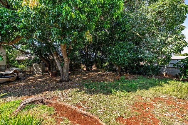1160 Puu Poni Street, Pearl City, HI 96782