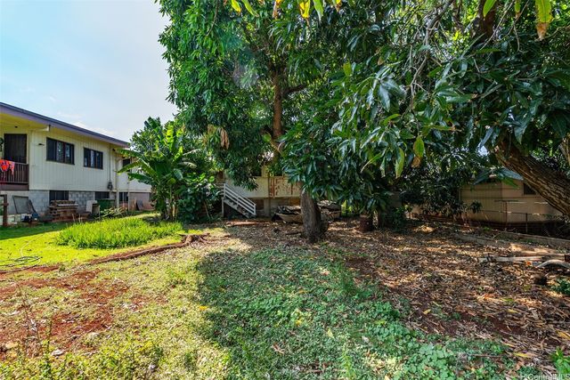 1160 Puu Poni Street, Pearl City, HI 96782