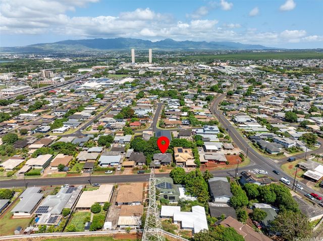1160 Puu Poni Street, Pearl City, HI 96782