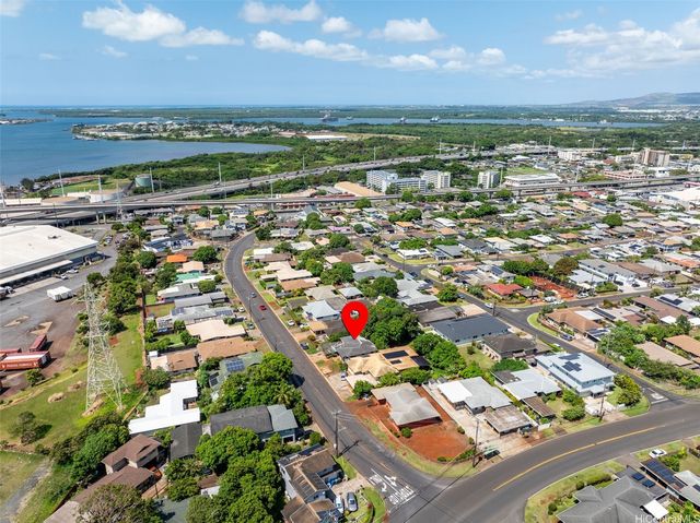 1160 Puu Poni Street, Pearl City, HI 96782