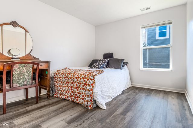 1393 W Limestone Way, Fortville, IN 46040