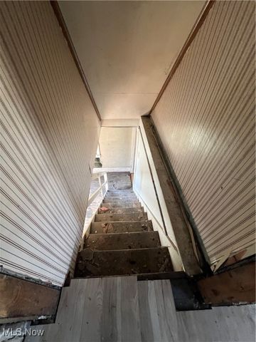 69680 Main Street, St Clairsville, OH 43950