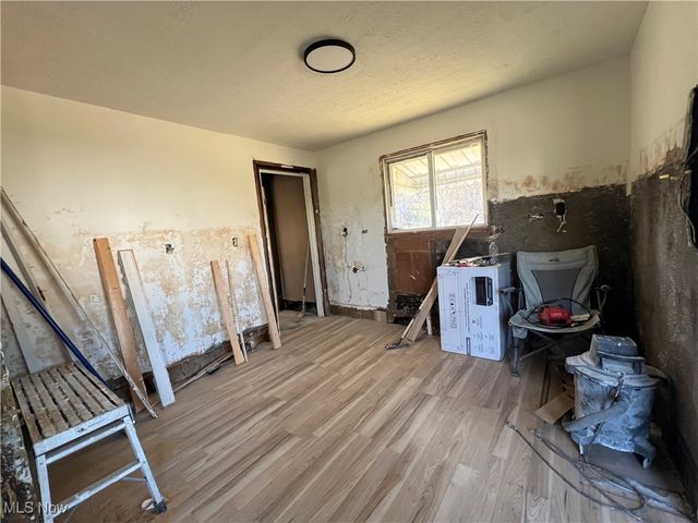 69680 Main Street, St Clairsville, OH 43950