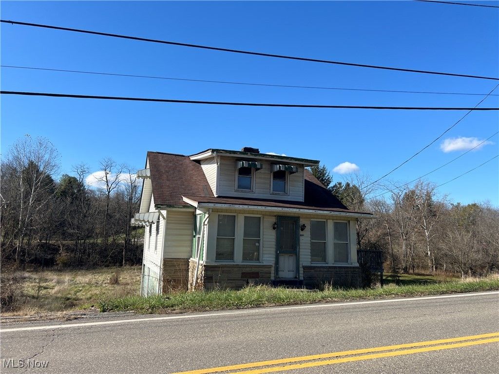 69680 Main Street, St Clairsville, OH 43950