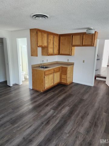 4424 Bloomquist Drive, Bakersfield, CA 93309