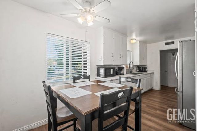 4424 Bloomquist Drive, Bakersfield, CA 93309