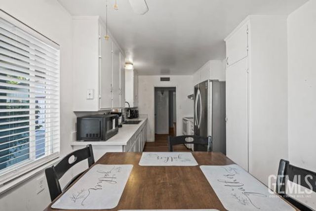 4424 Bloomquist Drive, Bakersfield, CA 93309