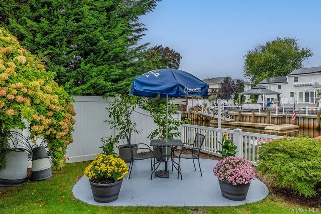 3835 Niami Street, Seaford, NY 11783