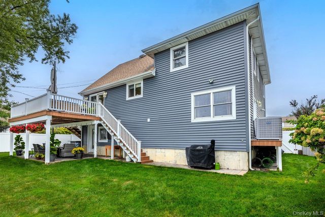 3835 Niami Street, Seaford, NY 11783