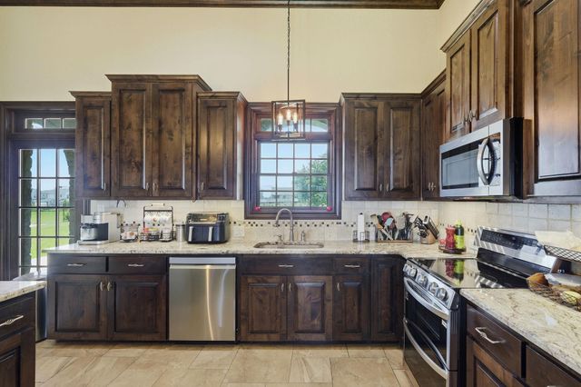 701 County Road 107, Georgetown, TX 78626