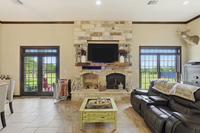 701 County Road 107, Georgetown, TX 78626
