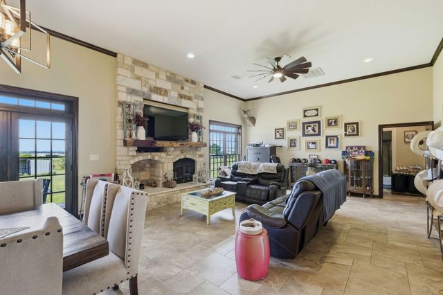 701 County Road 107, Georgetown, TX 78626