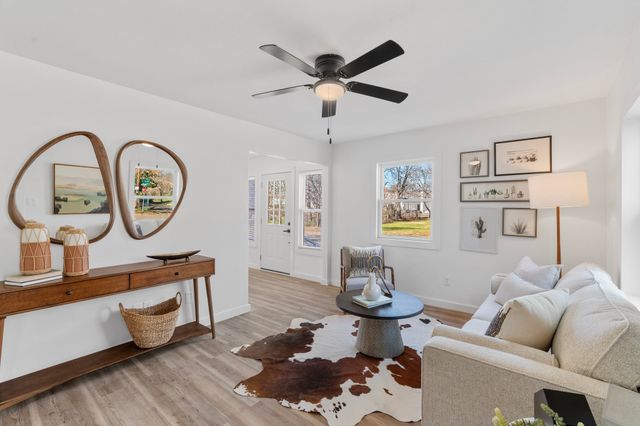 211 Almond Street, Waxahachie, TX 75165