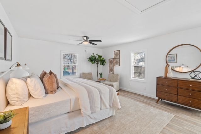 211 Almond Street, Waxahachie, TX 75165