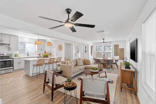 211 Almond Street, Waxahachie, TX 75165