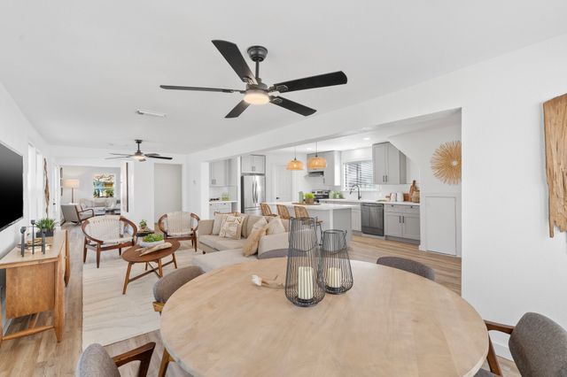 211 Almond Street, Waxahachie, TX 75165