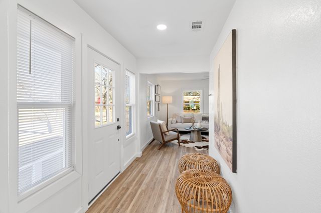 211 Almond Street, Waxahachie, TX 75165