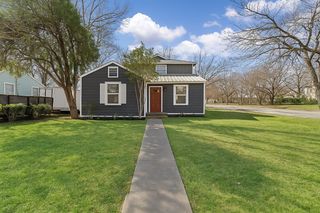211 Almond Street, Waxahachie, TX 75165