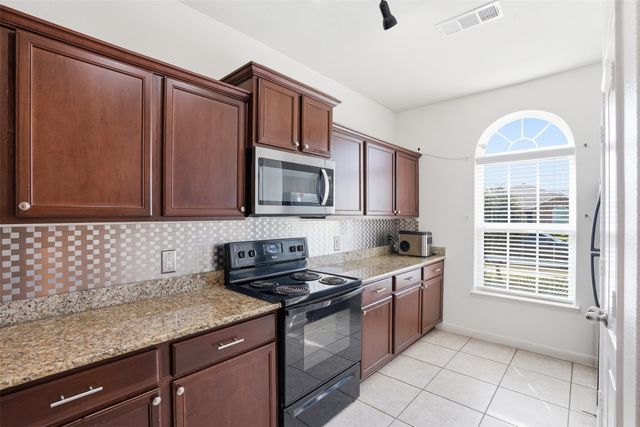 158 Kennedy Drive, Venus, TX 76084