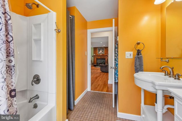 23 ALLEN AVE, Medford, NJ 08055