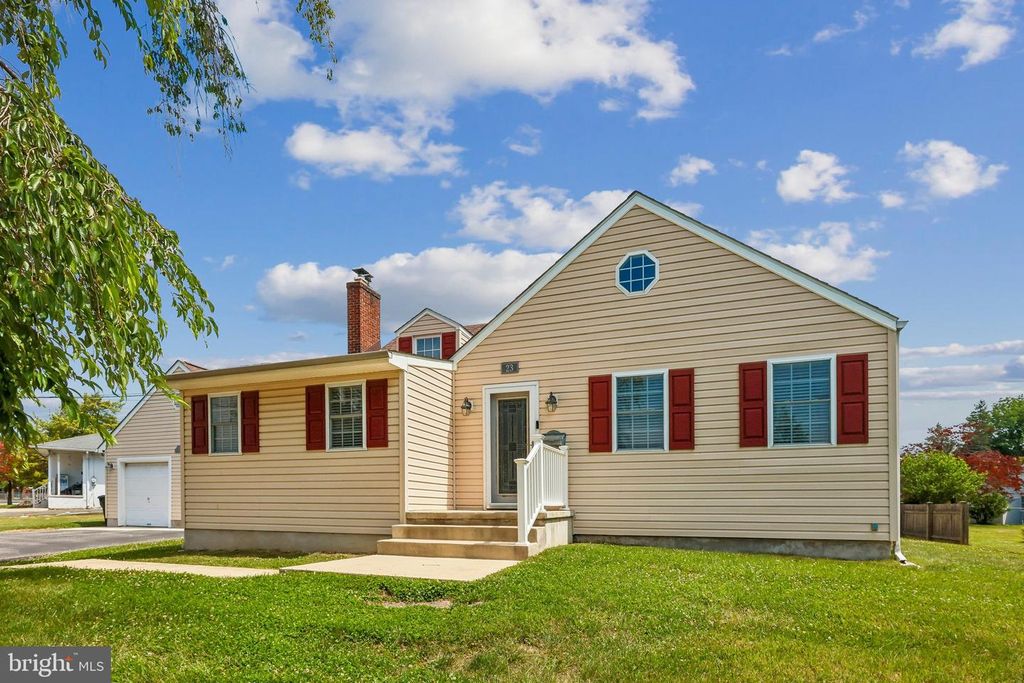 23 ALLEN AVE, Medford, NJ 08055