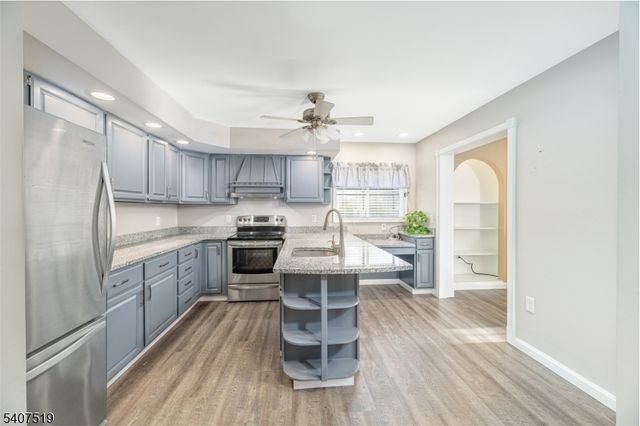 33 Hibler Rd, Green Twp., NJ 07860