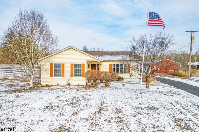 33 Hibler Rd, Green Twp., NJ 07860