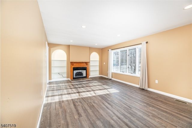 33 Hibler Rd, Green Twp., NJ 07860