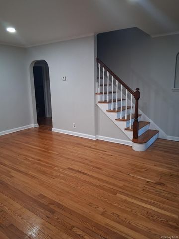 65 Botsford Street, Hempstead, NY 11550