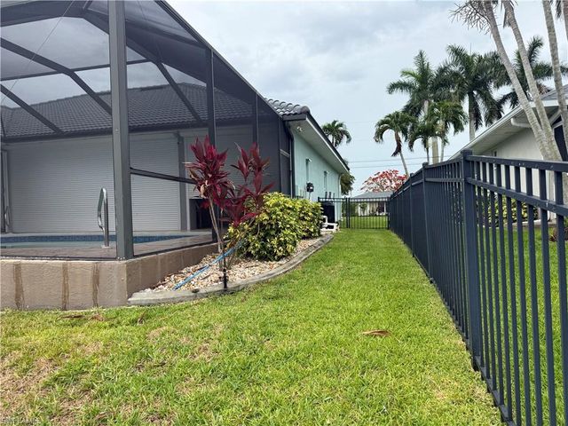 247 SE 6th ST, Cape Coral, FL 33990