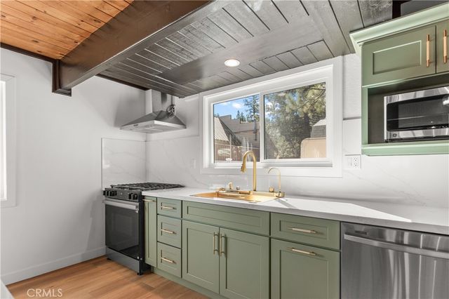 39933 Deer, Big Bear Lake, CA 92315