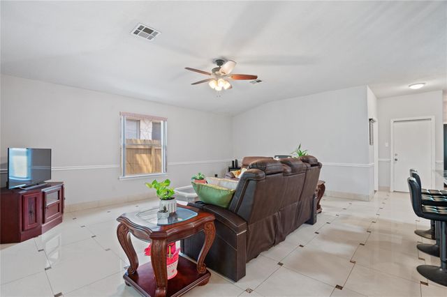 2606 Bradley LN, Round Rock, TX 78664